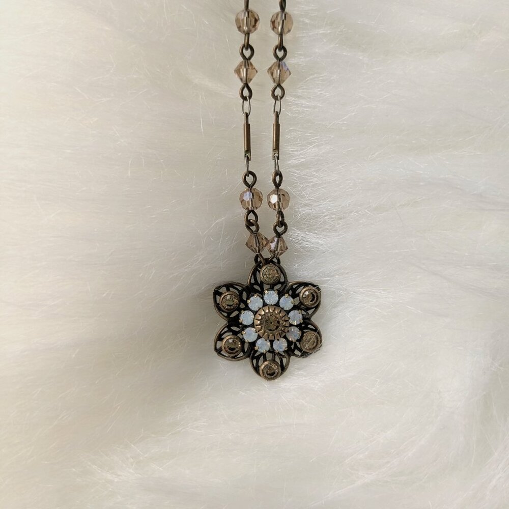 Liz Paiacios Flower Necklace
